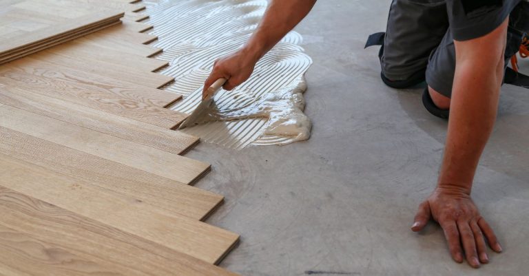 Lees meer over het artikel Onmisbare items bij het leggen van een houten vloer